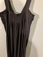 LITTLE BLACK DRESS silky/ruffled/padded chest v-necksize 8