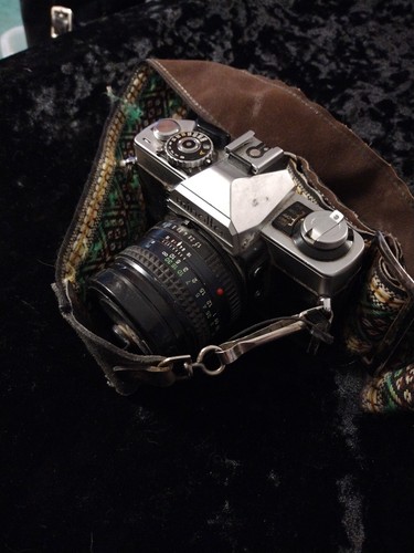Minolta SG7 Camera With 50mm MD Lens And Camera Strap As-is For Parts - Picture 4 of 6