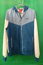 Nike Men's Sportswear Windrunner Jacket. Medium