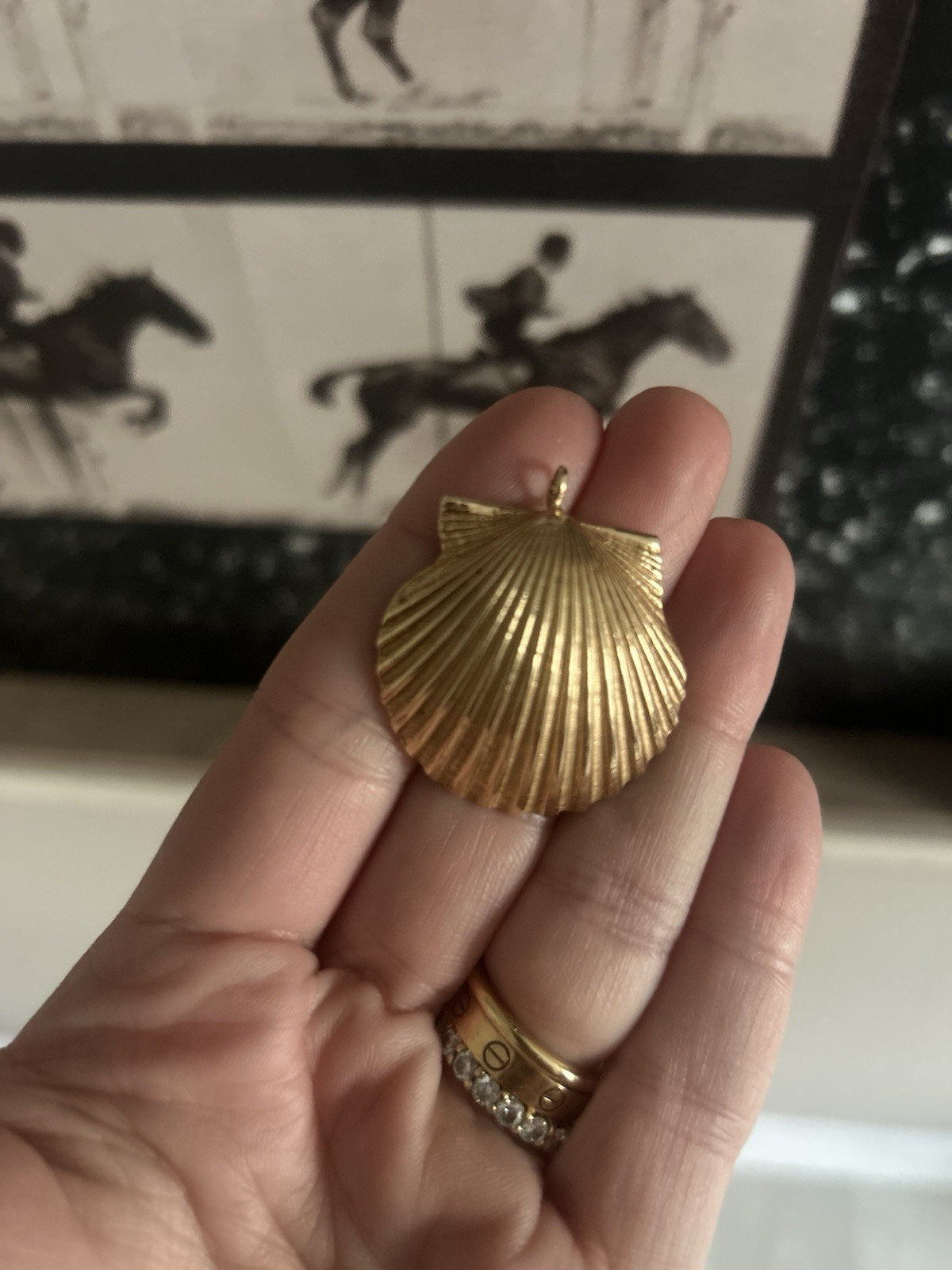 13k  Yellow Solid Gold Large Shell PendantCharm 8… - image 6