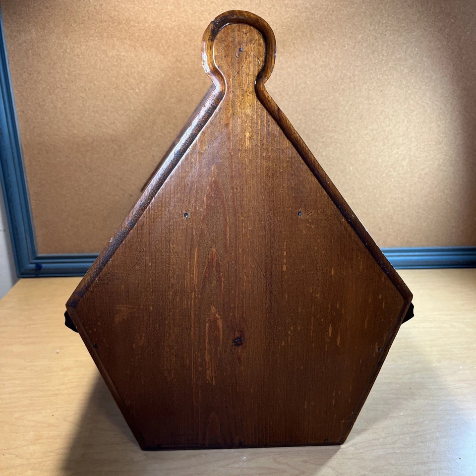 Carrito de ganchillo vintage hecho a mano para tejer hilo con agujeros de hilo y mango único Foto 4 de 4