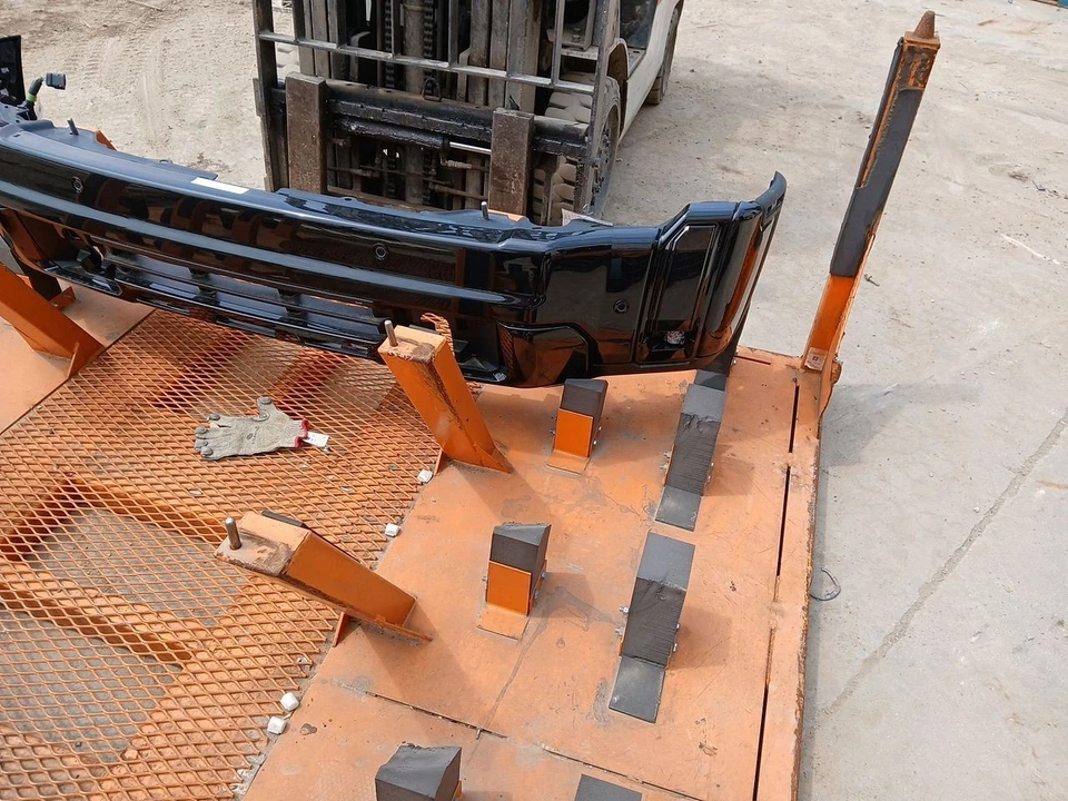 Parachoques delantero 85660154 asistente de estacionamiento antiniebla para GMC Sierra 2500 3500 3048073 2024-25 Foto 2 de 4