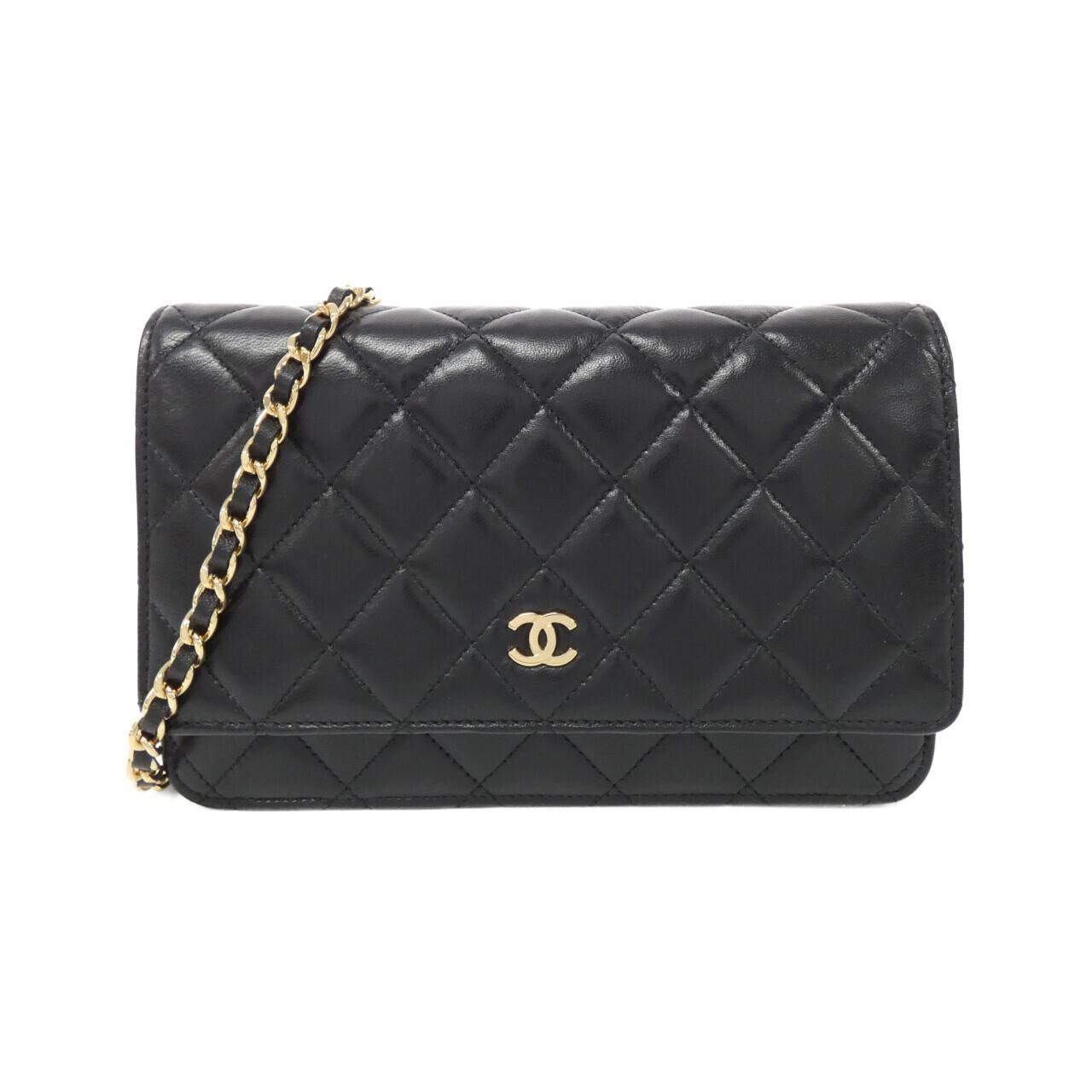 Authentic CHANEL Timeless Classic Line AP0250 Chain wallet  #270-004-005-4060