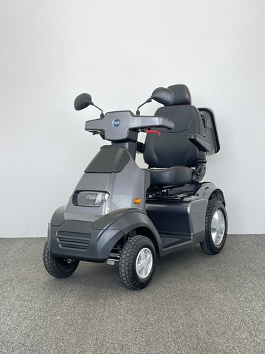 2024 TGA Breeze S4 8MPH Mobility Scooter *Immaculate Condition* - Picture 2 of 14