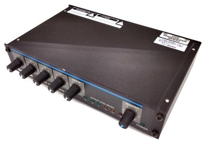 Shure SCM268 4-Kanal Mikrofon Mixer Rackmount 12V Phantom