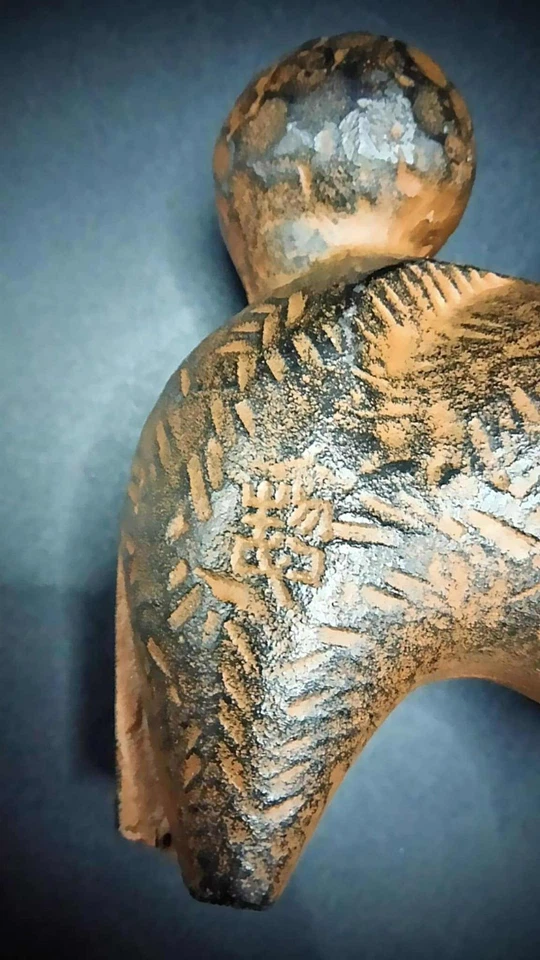 Sotaro Saegusa Bronze Husky Dog - Image 2 of 4