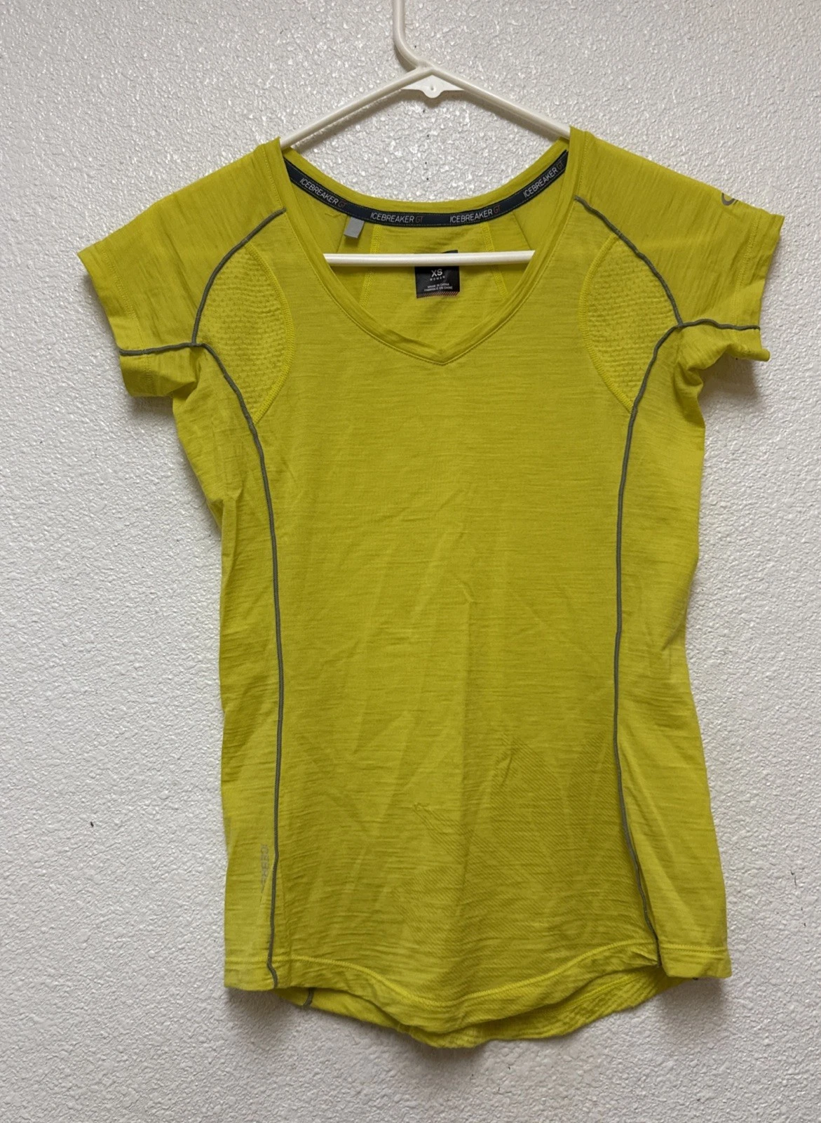 Icebreaker GT Women’s Yellow Merino Wool Short Sleeve Base Layer Tshirt Sz XS