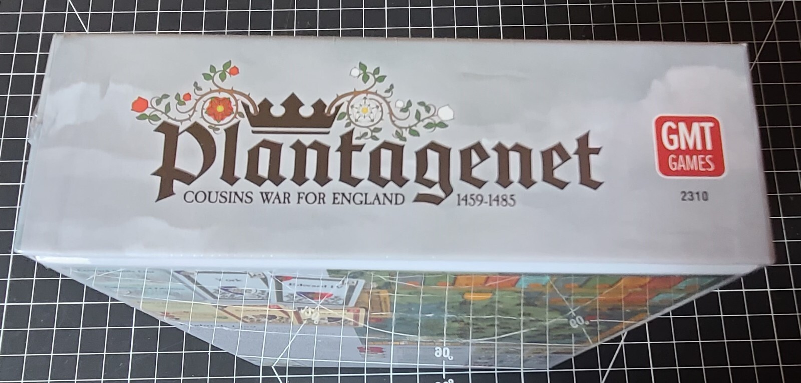 GMT Games Cousins' War for England Dent On Front Top