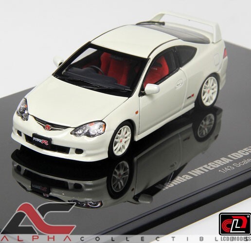 LCD MODELS LCD43008 1:43 HONDA INTEGRA (DC5) TYPE-R (WHITE