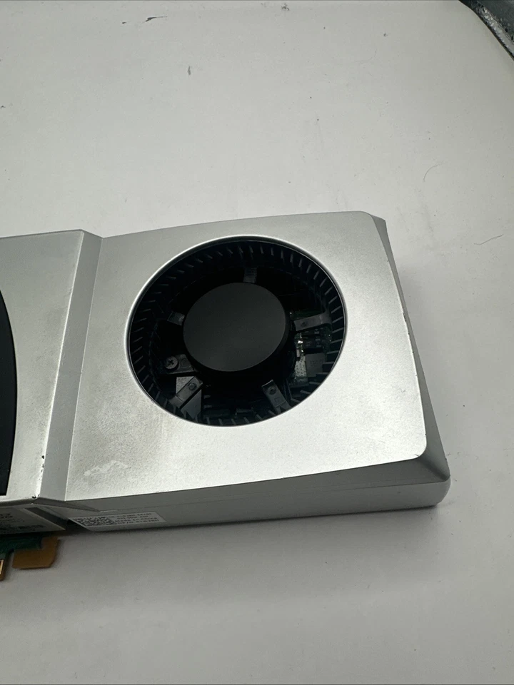 NVIDIA Quadro FX 4800 Video Card 1.5GB DDR3 PCIe DVI Dual Display Port - Image 4 of 4