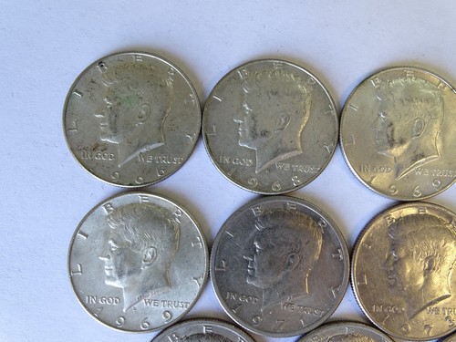 (11) Assorted Kennedy Half Dollar Clad Coins / FedEx Free Shipping / JH240865c11 - Picture 3 of 20