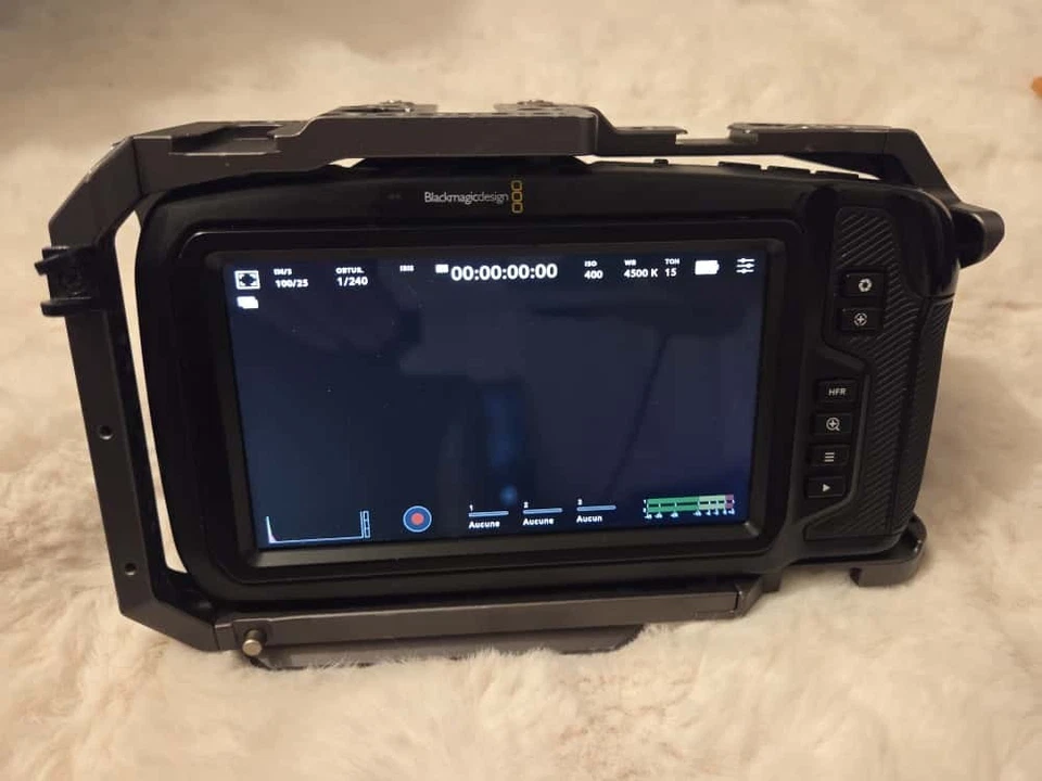 Blackmagic Pocket Cinema Camera BMPCC 4K + Cage TILTA - Très bon état - Image 2 of 4