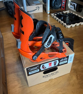 Bent Metal Axtion Snowboard Binding Medium (New ratchets)