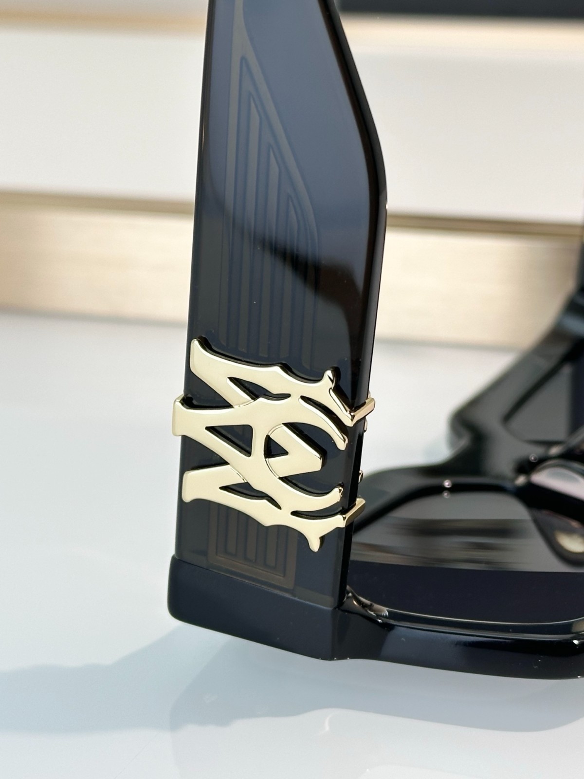 AMIRI Fashionable men sunglasses size 59-18-148