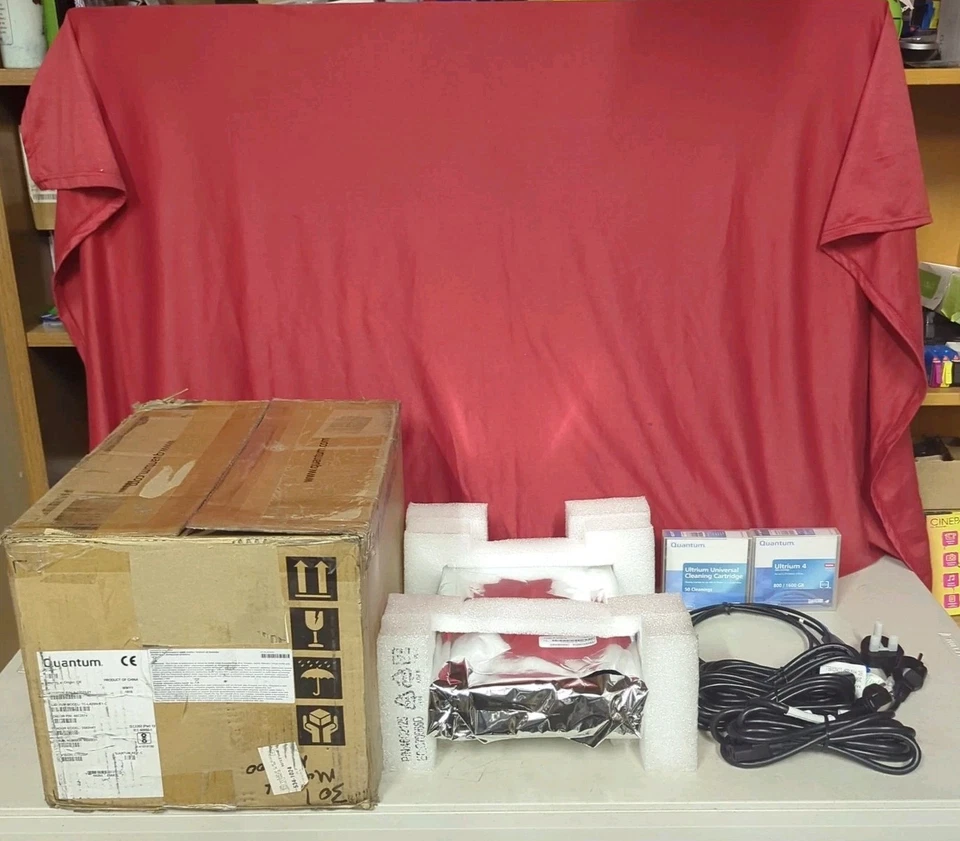 Quantum Ultrium LTO-4 HH Tabletop Tape Drive TC-L42BN-EY-C PN: 9-03559-01 NEW - Image 2 of 4