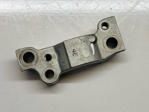 Camshaft Housing Holder Isuzu Forward N75 150L 3.0 Diesel 4JJ1TC Euro-6 4E 2016