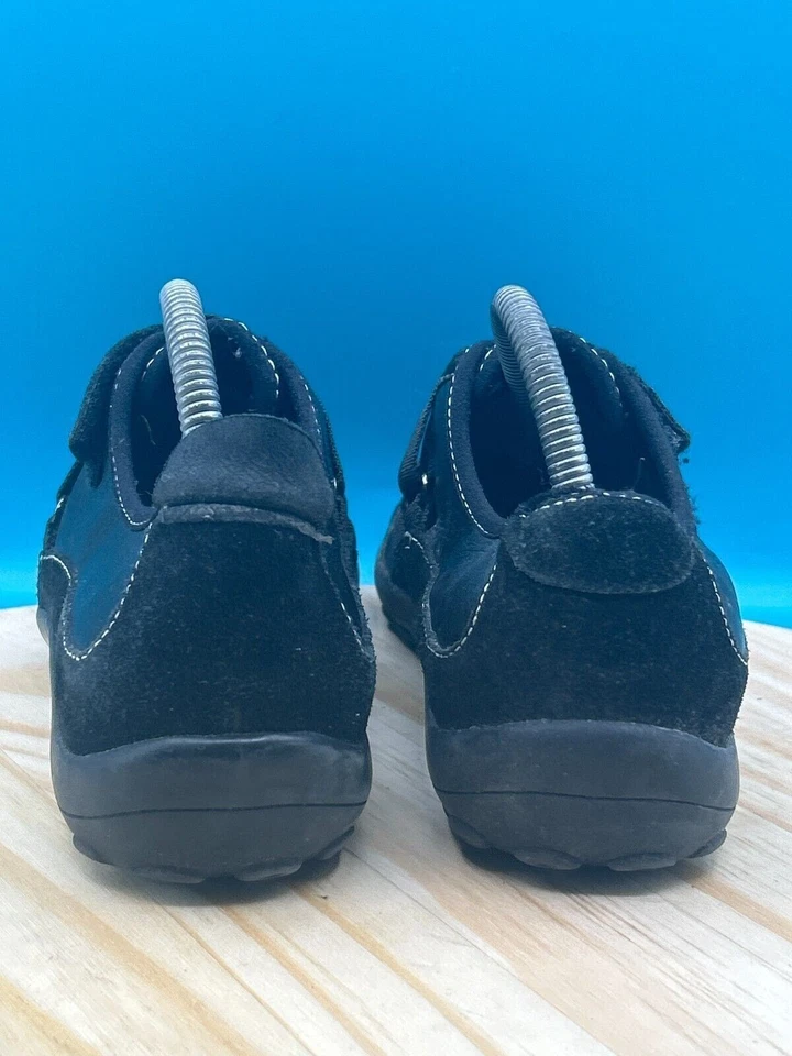 Easy Spirit Athletic Shoes Women's Sz 8.5M Black Suede Hook & Loop Sneakers - Image 3 of 4