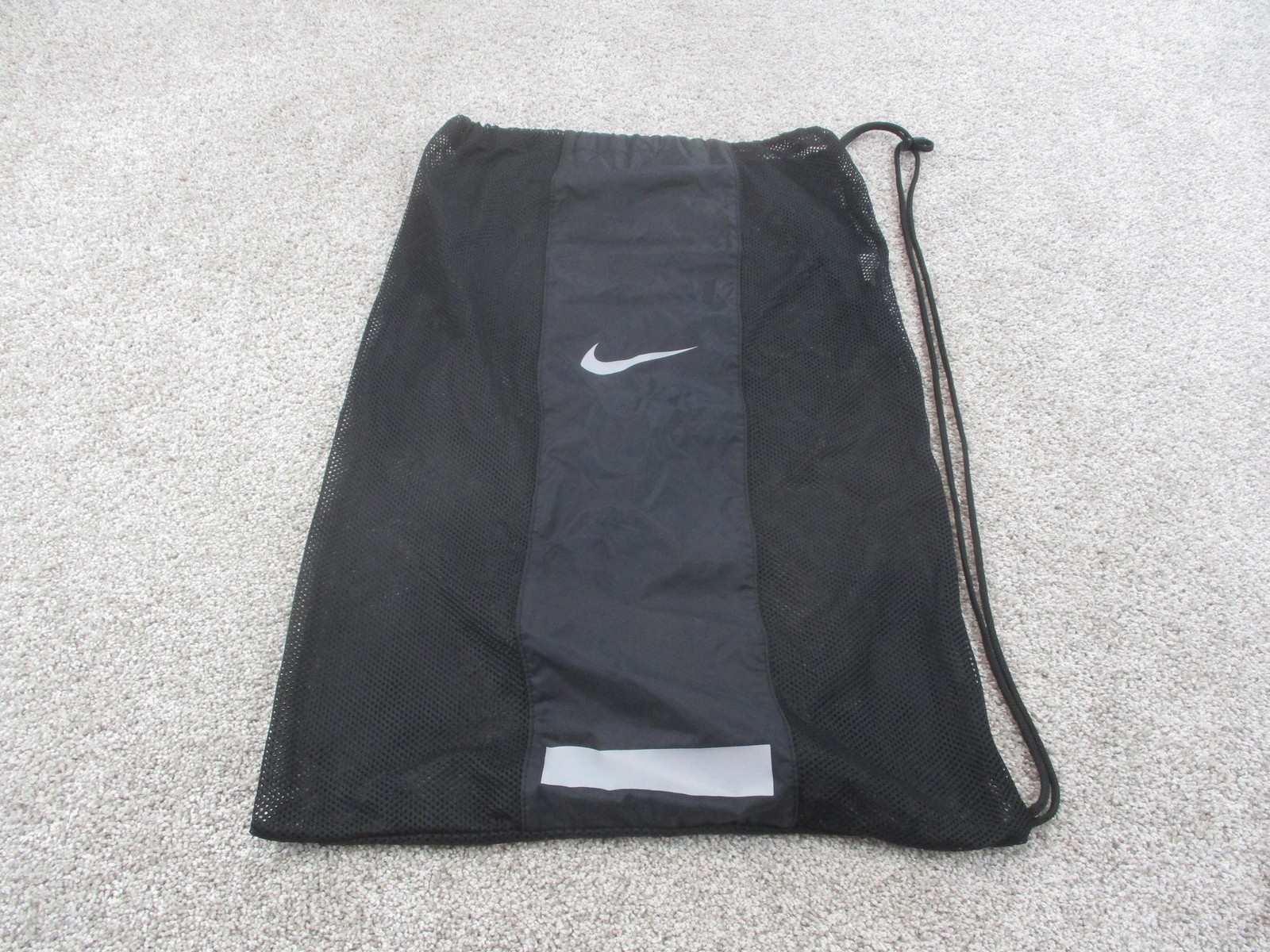 Nike Mesh Drawstring Gym Sack Bag Black Ventilated Sports Gear Large Capacity