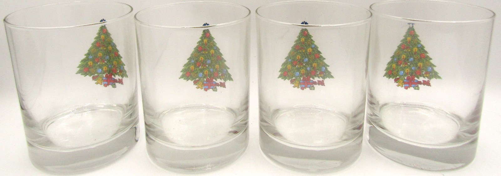 Vintage 4-Piece Double Old Fashion Glasses Christmas Tree Motif.