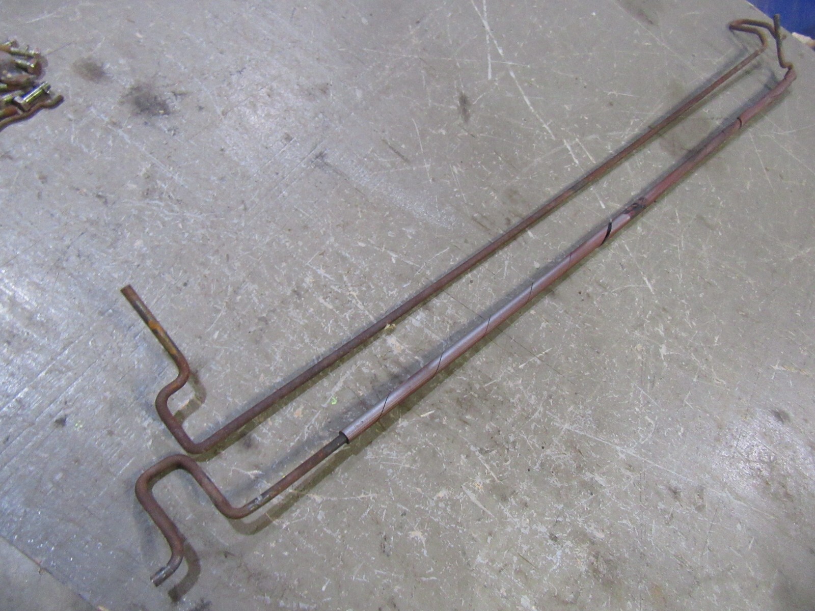 1958 Chevrolet Belair Biscayne Yeoman wagon upper hatch torsion rods pair