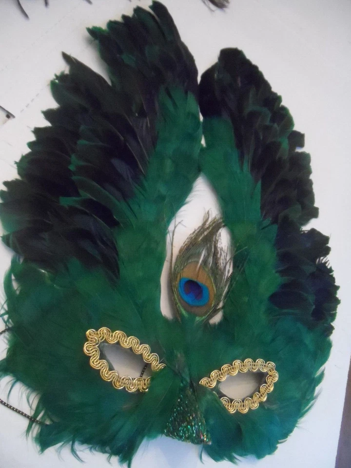 Máscara Plumada Verde y Negra - MASCARADA MARDI GRAS FIESTA MÁSCARA DE OJOS - HALLOWEEN Foto 2 de 3
