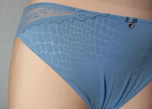 Sassa Damen Slip "Blue Passion" mit zarter Spitze Blau 40 - Bild 2 von 5