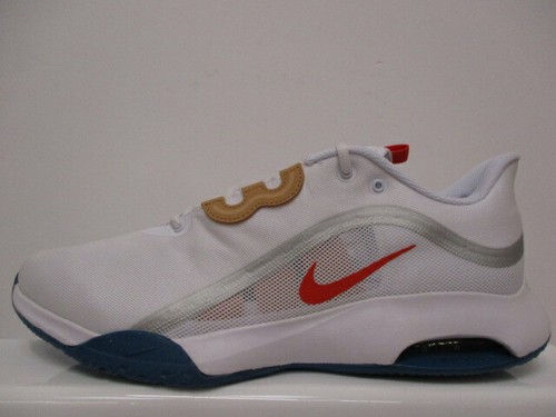 hard court trainers