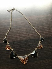 Women necklace gold color 