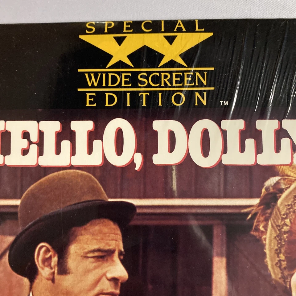 HELLO, DOLLY! 2-Laserdisc Wide Screen WALTER MATTHAU BARBRA STREISAND - Image 2 of 4
