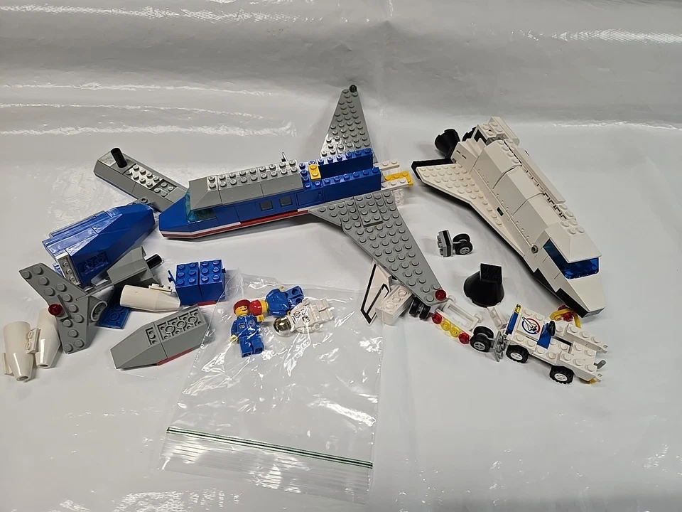 Vintage 1995 LEGO system: Shuttle Transcon 2 (6544) - Image 4 of 4