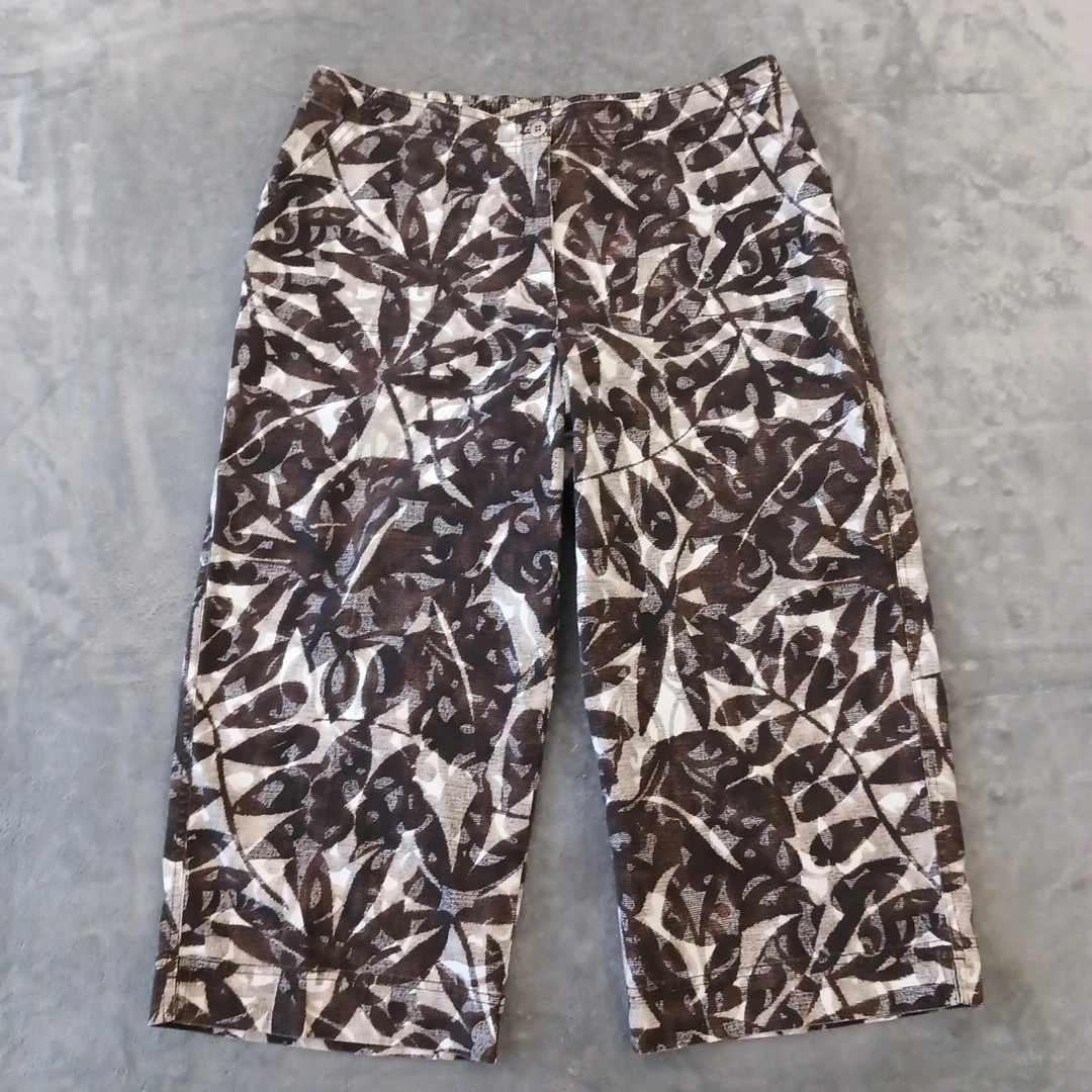 Chico's Capri Pants Womens Size 3 Gray Floral Wide Leg Cotton Blend Pockets
Opens in a new window or