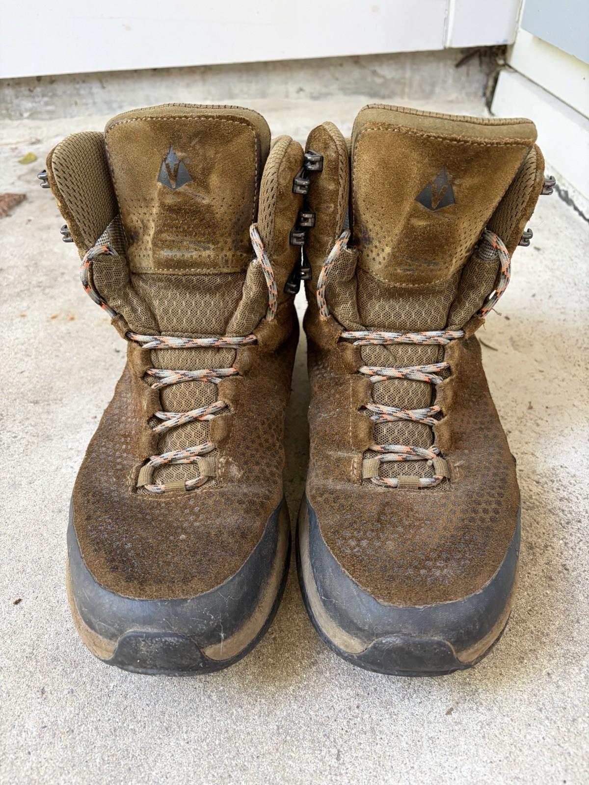 VASQUE hiking boots, mens size 11-image