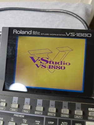 Roland VS-1880 デジタルオーディオワークステーション Roland VS-1880 24-bit Digital Studio Workstation, Read