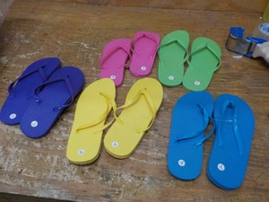 wholesale kids flip flops