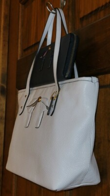 COACH ホワイトレザートートバッグ COACH ホワイトレザートートバッグ