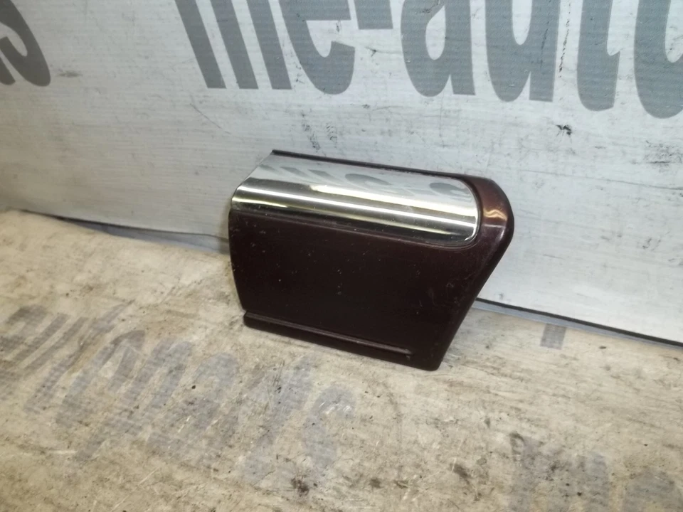 Cadillac Eldorado 1995-2002 OEM GUARDABARROS DERECHO PASAJERO MOLDURA 3541283 Foto 3 de 4