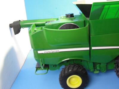 John Deere S670 Combine 1:16 Big Farm Toy ERTL Engine Sound
