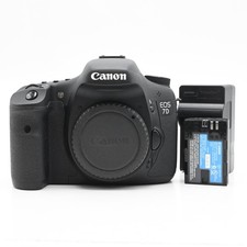 Canon EOS 7D 18MP Digital SLR Camera Body #957
