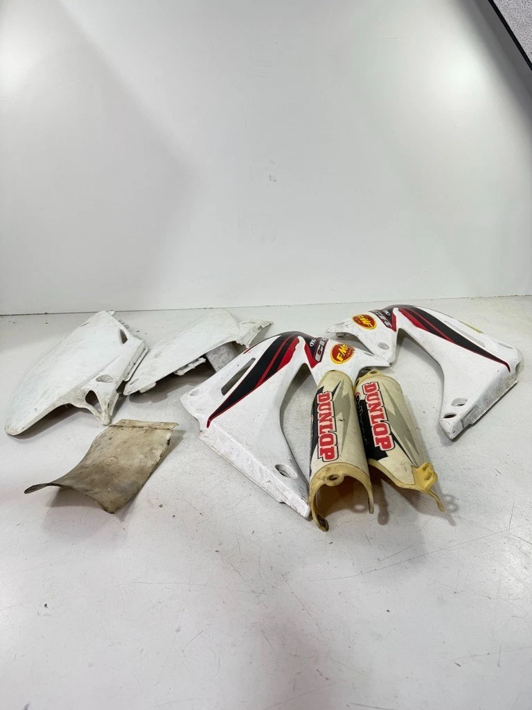 2002-2003 HONDA CR125R OEM PLASTIC SET , NO FENDERS  WHITE 19071-KZ3-J40ZB
