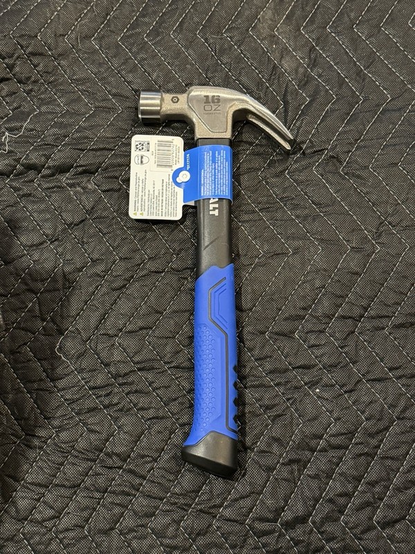 ***Kobalt - 62742 - Smooth Face Steel Head Fiberglass Claw Hammer - 16 Oz***