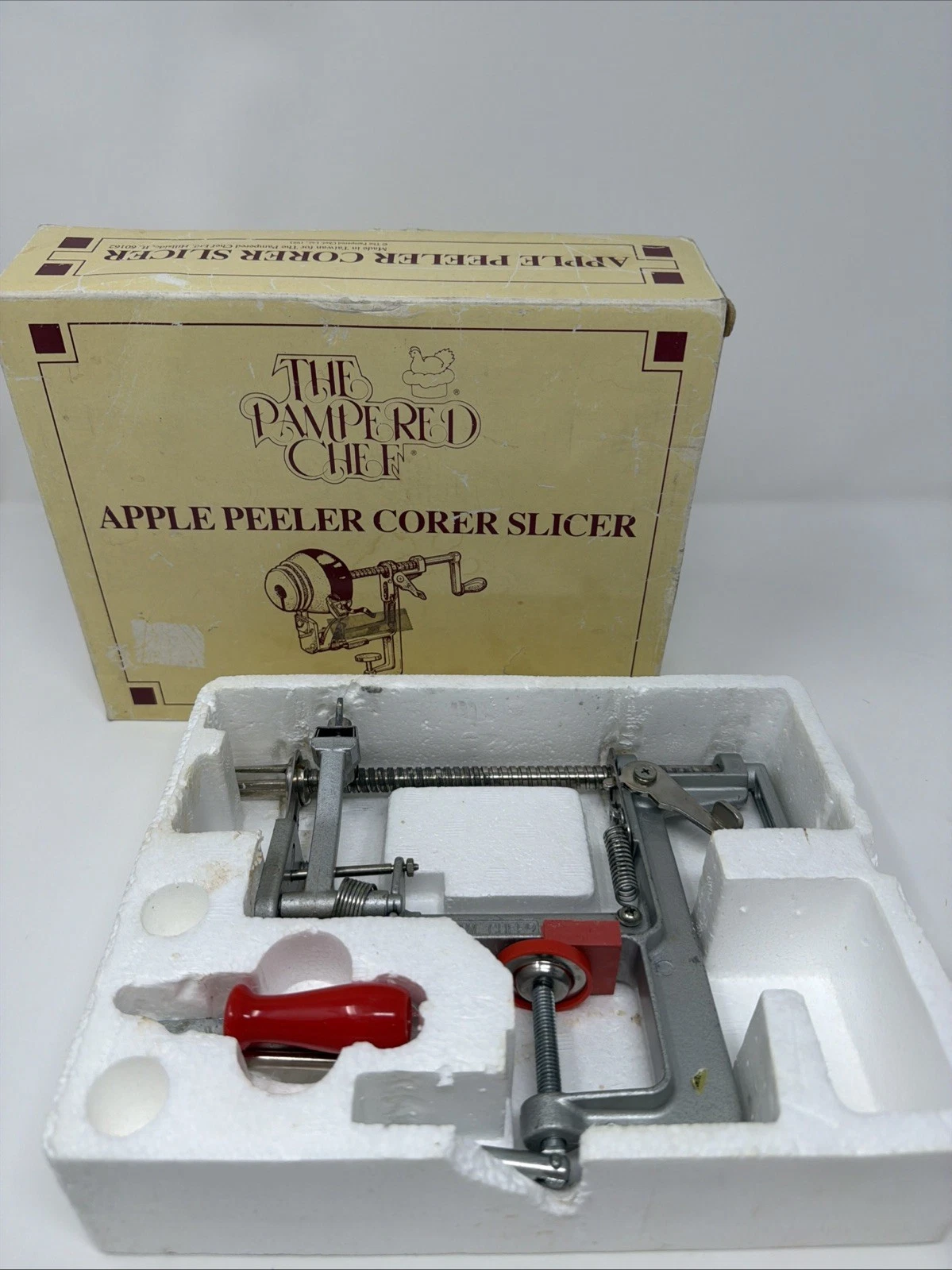 Vintage 1993 The Pampered Chef Apple Peeler Corer Slicer