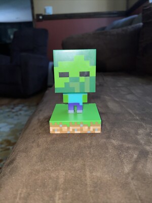 Minecraft ICONS Zombie Night Light Lamp 3D Character Figure Paladone