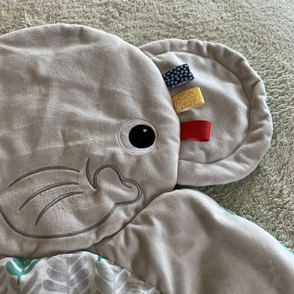 Brigh Starts Gris Elefante Hojas Verdes Cintas Alfombra de Juego para Bebé Foto 3 de 4