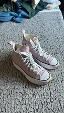 Size 7.5 - Converse Run Star Hike High Himalayan Salt