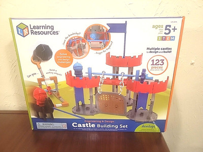 New - Learning Resources Engineering & Design - Castle Building Set Ages 5+