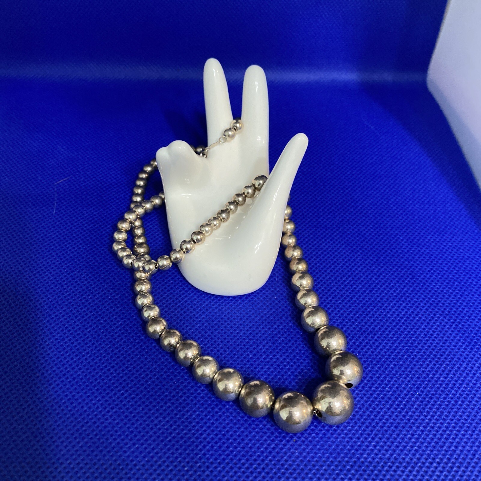 Vintage Graduated Sterling Silver 925 Ball Bead Necklace 22.9g Mexico