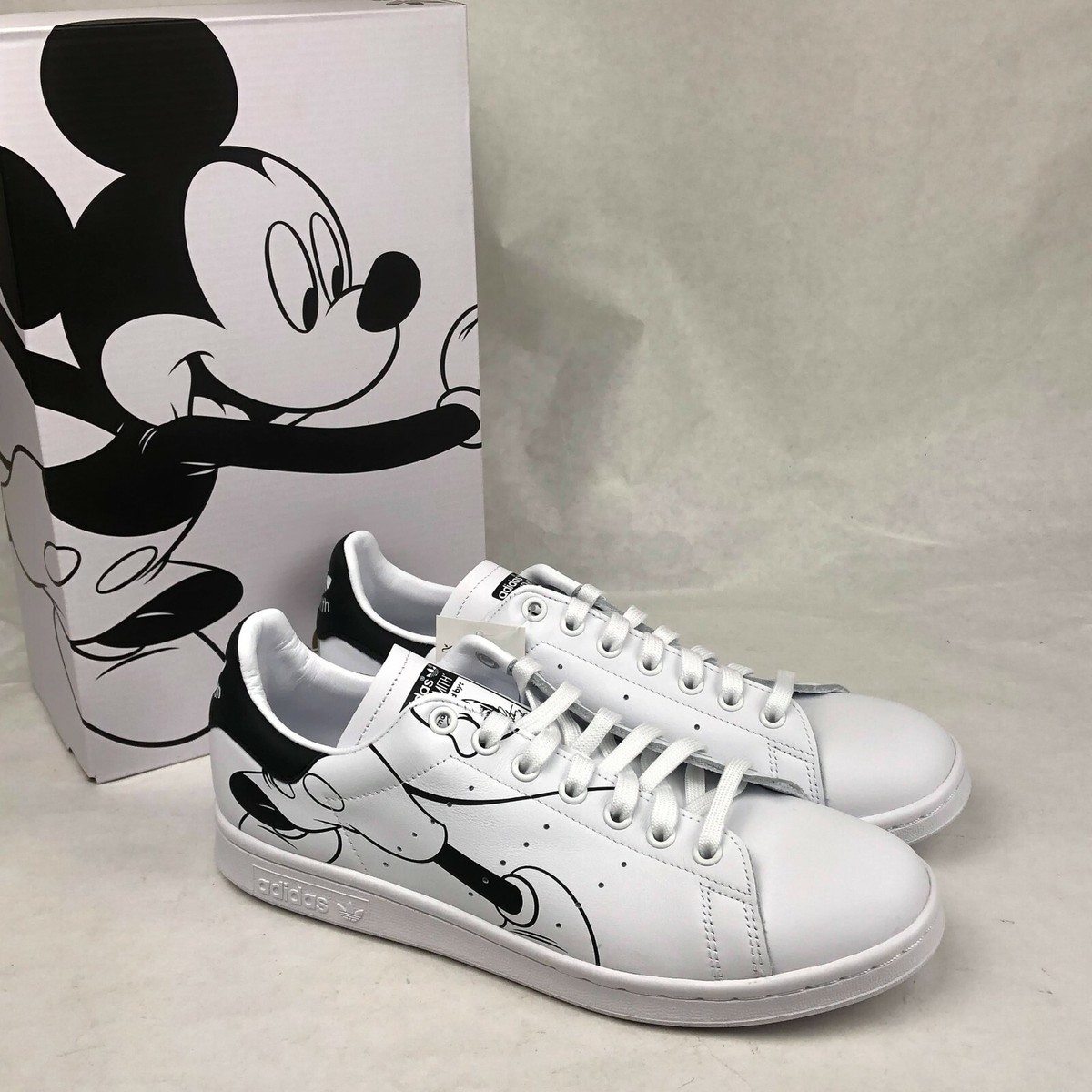 Chaussures homme adidas Stan Smith Mickey Mouse taille 11,5 FW2895
