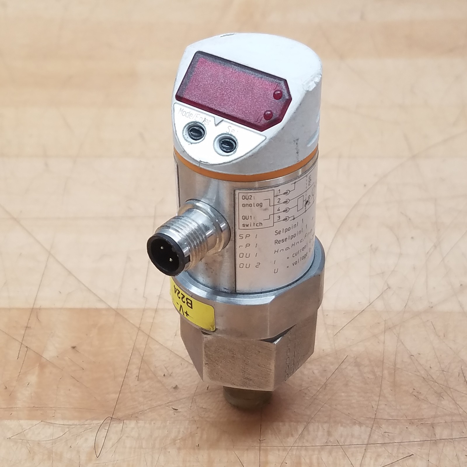 IFM Efector SA0551 Flow Sensor, 250mA, 20-28V - USED