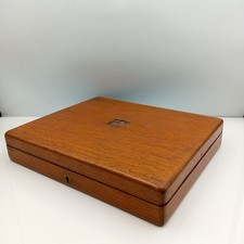 24 PIECE VICTORIAN MAPPIN & WEBB SILVER PLATE & MOTHER OF PEARL CUTLERY SET