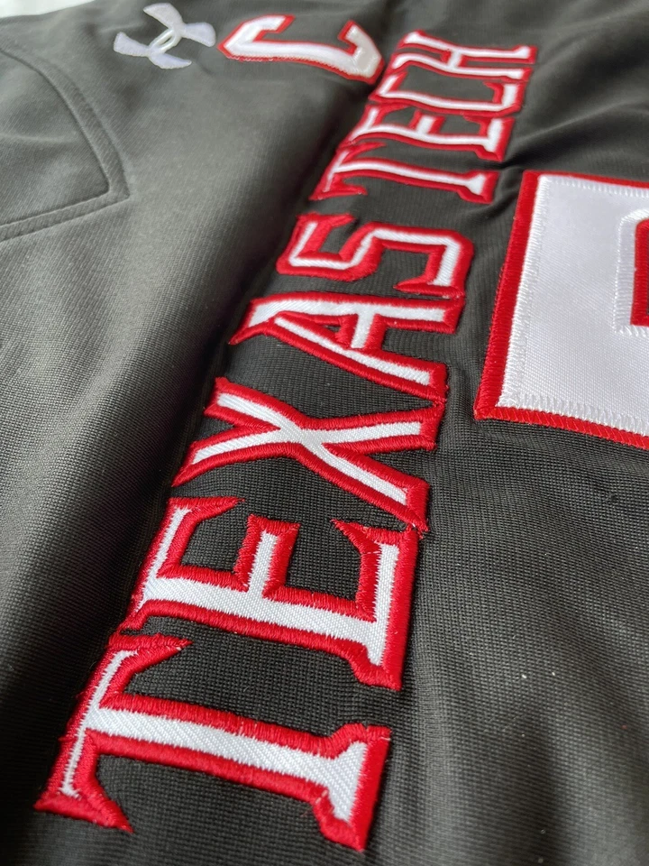 Patrick Mahomes Texas Tech College Football Jersey L Large Kansas City Chiefs - Image 3 of 4